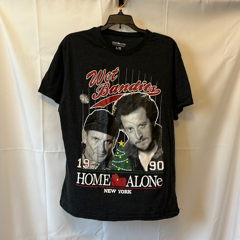 🔴 5 items for $25 Sale! Boy's Home Alone Wet Bandits Tee L